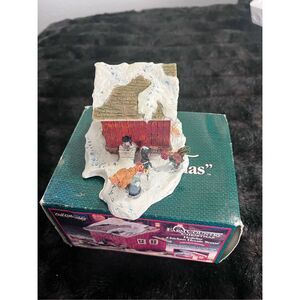 Ertl Farm Country Barns Christmas holiday Chicken house scene house